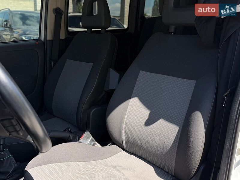 Мінівен Opel Combo 2008 в Житомирі фото 19 Мінівен Opel Combo 2008 в Житомирі
