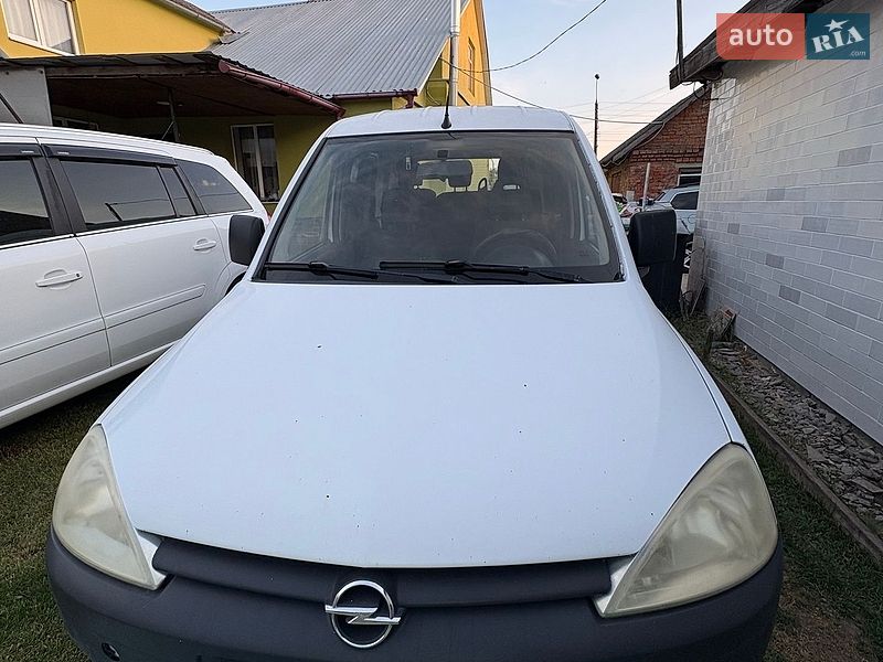 Грузовой фургон Opel Combo 2006 в Каменец-Подольском