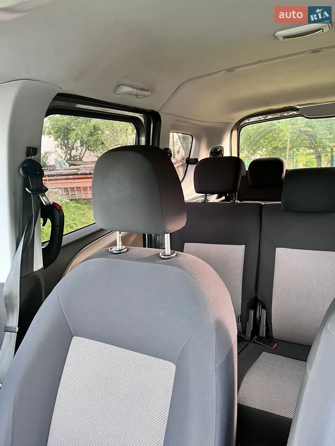 2012 Opel Combo - мініатюра 9
