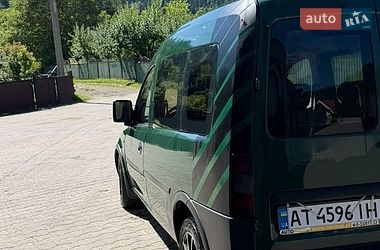Минивэн Opel Combo 2005 в Верховине