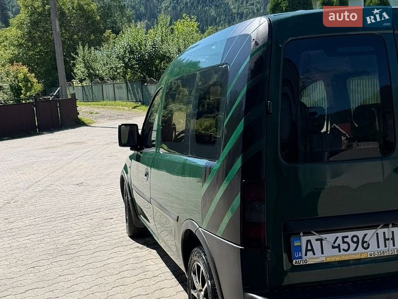 Минивэн Opel Combo 2005 в Верховине