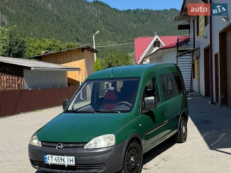 Минивэн Opel Combo 2005 в Верховине