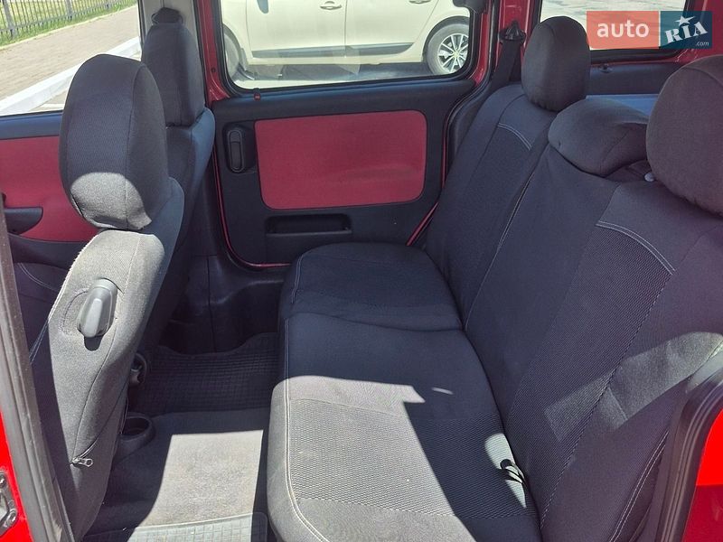 Минивэн Opel Combo 2010 в Полтаве