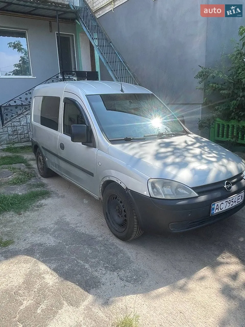 2010 Opel Combo - мініатюра 3