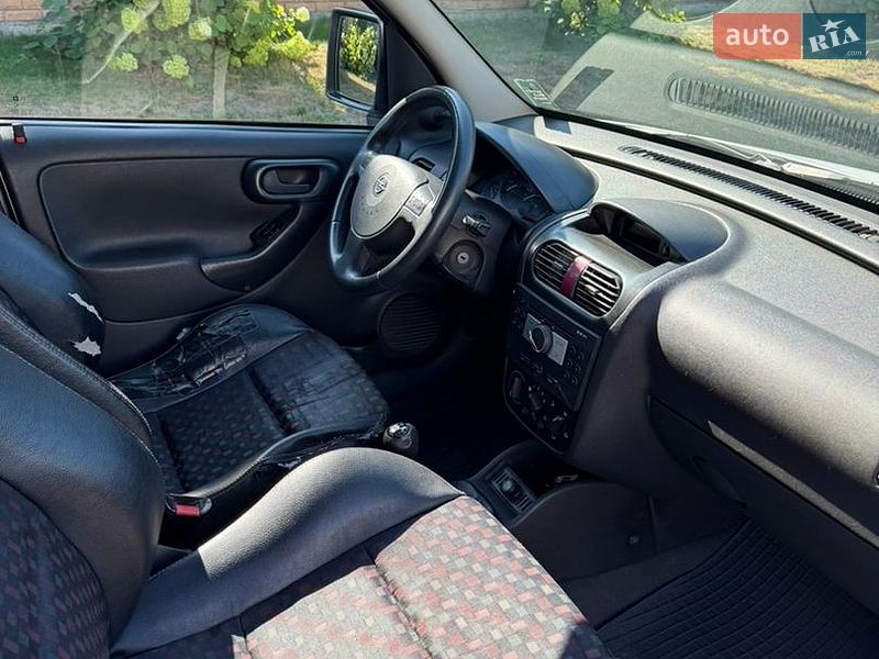 Мінівен Opel Combo 2010 в Луцьку