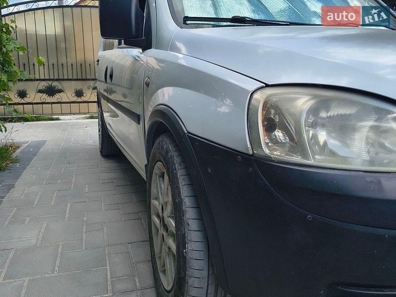 Мінівен Opel Combo 2006 в Миколаєві