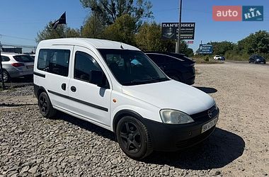opel combo 2003 в Ровно от профессионального продавца Nicholas Vlasyk