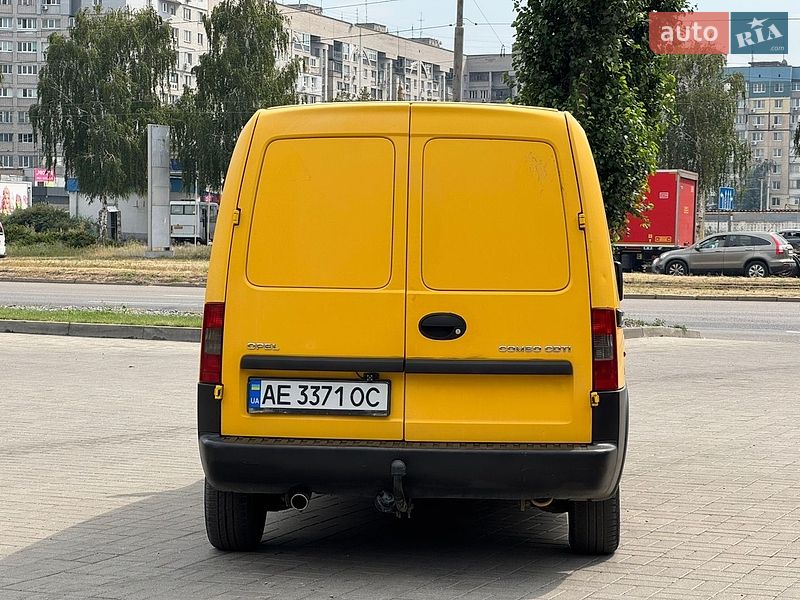 Мінівен Opel Combo 2008 в Дніпрі