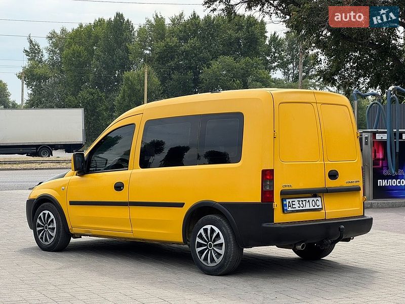 Мінівен Opel Combo 2008 в Дніпрі