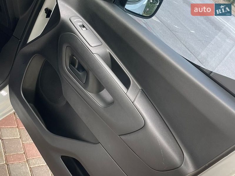 Вантажний фургон Opel Combo 2024 в Кропивницькому