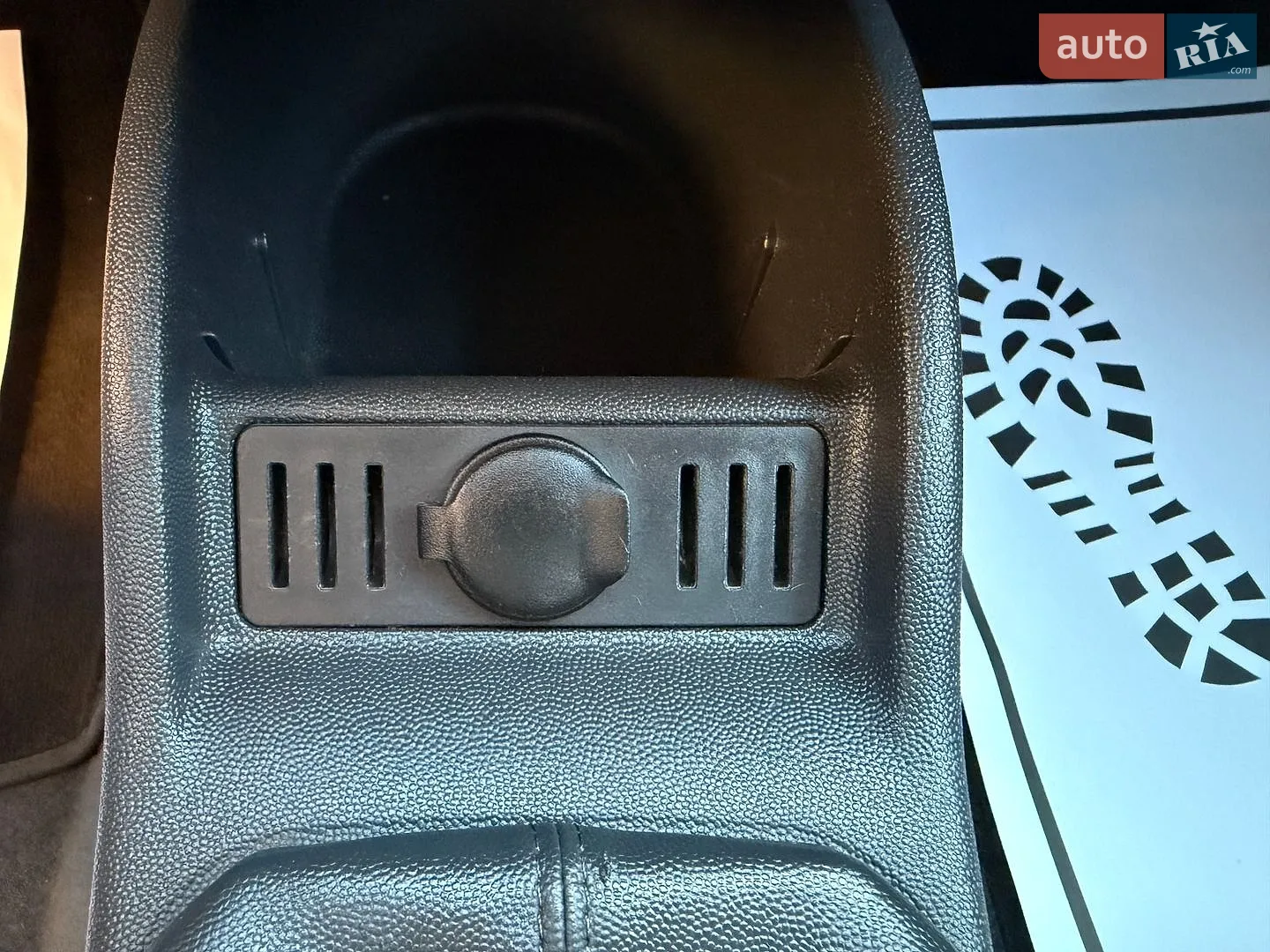 2010 Opel Combo - мініатюра 41