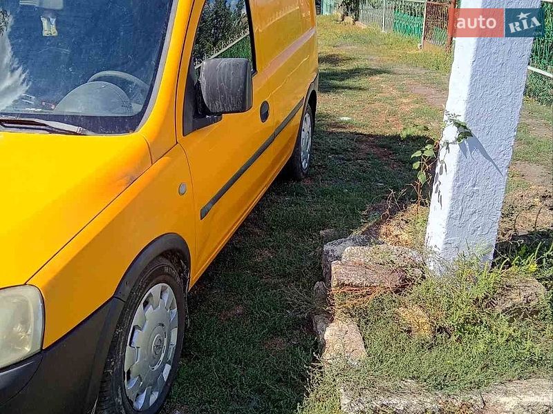 Opel Combo 2004