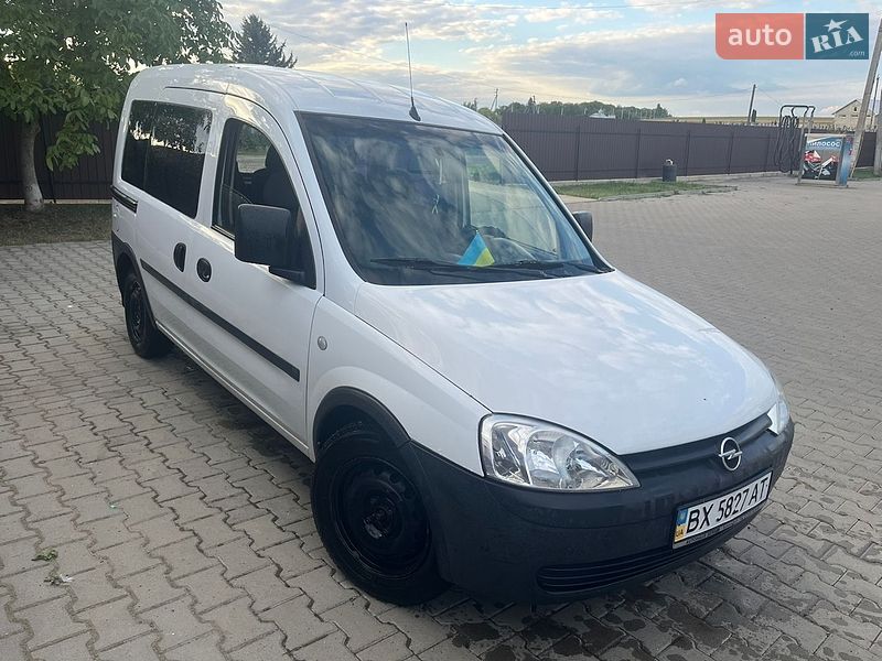 Минивэн Opel Combo 2003 в Черновцах