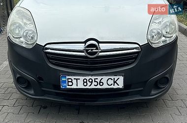 Вантажний фургон Opel Combo 2016 в Одесі