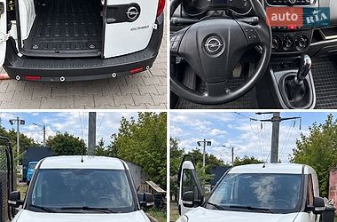 Вантажний фургон Opel Combo 2016 в Одесі