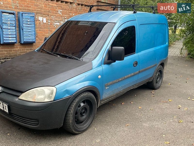 Грузопассажирский фургон Opel Combo 2003 в Хмельницком