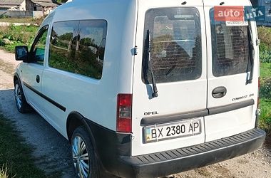 Минивэн Opel Combo 2005 в Сатанове