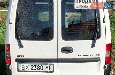 Минивэн Opel Combo 2005 в Сатанове