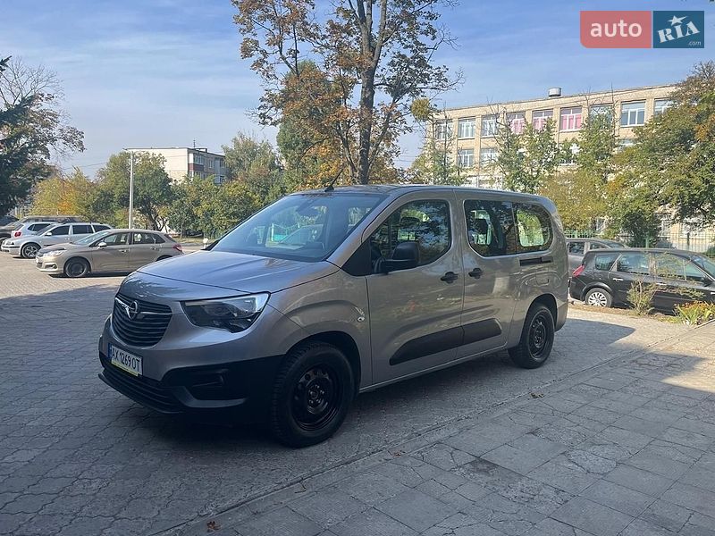 2023 Opel Combo, VIN W0VECYHT2PJ878599:plate — photo 1 (autoria)