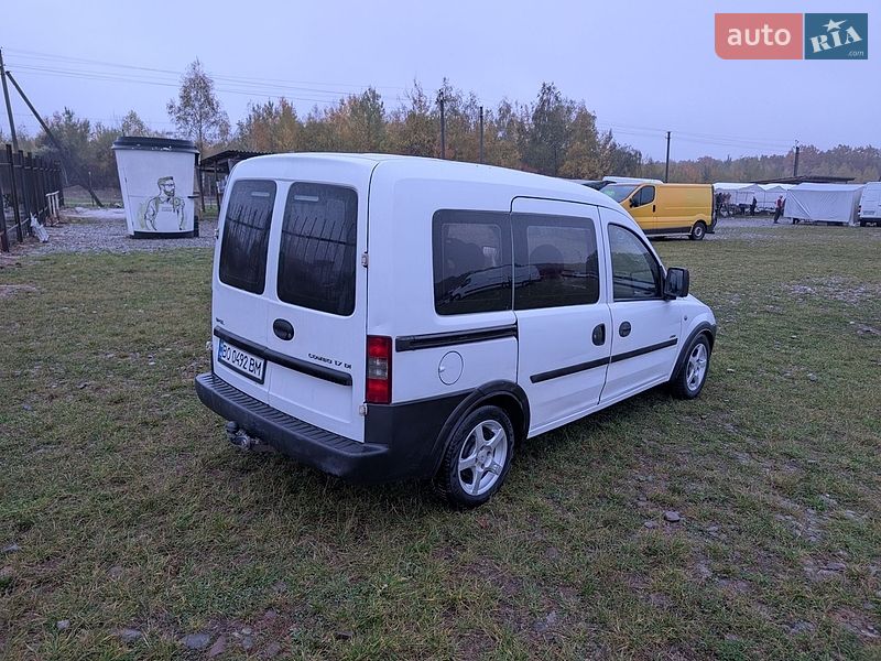 Минивэн Opel Combo 2002 в Калуше