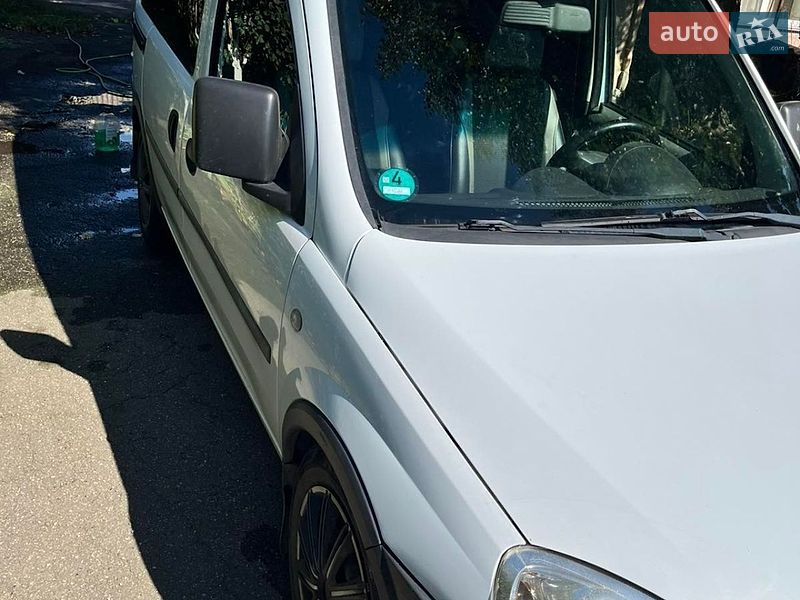 Минивэн Opel Combo 2008 в Уланове