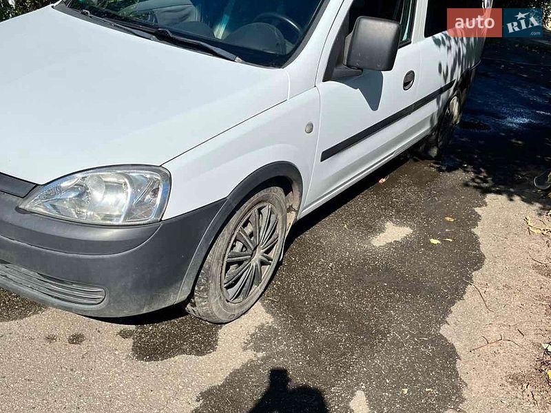 Минивэн Opel Combo 2008 в Уланове