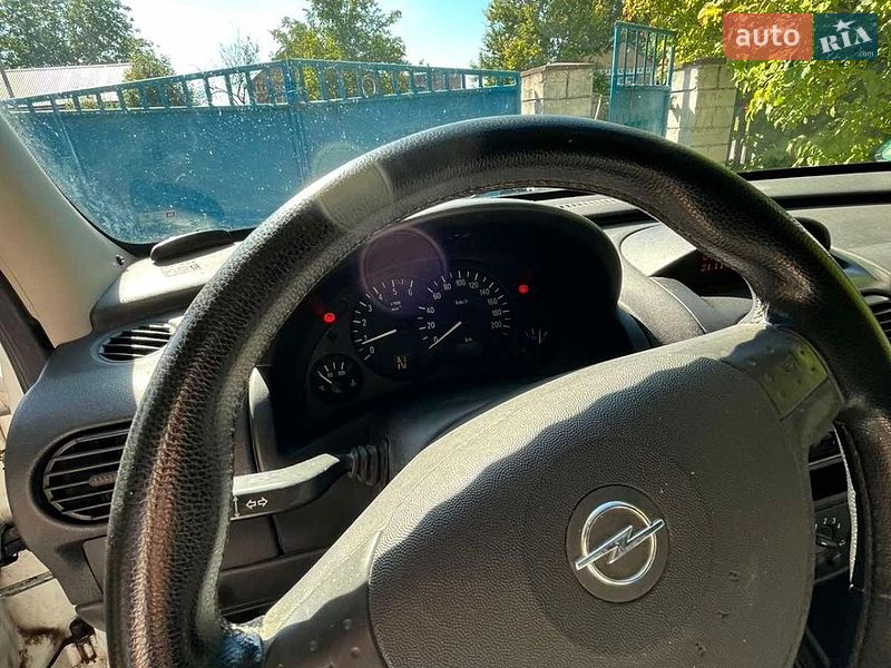 Минивэн Opel Combo 2008 в Уланове