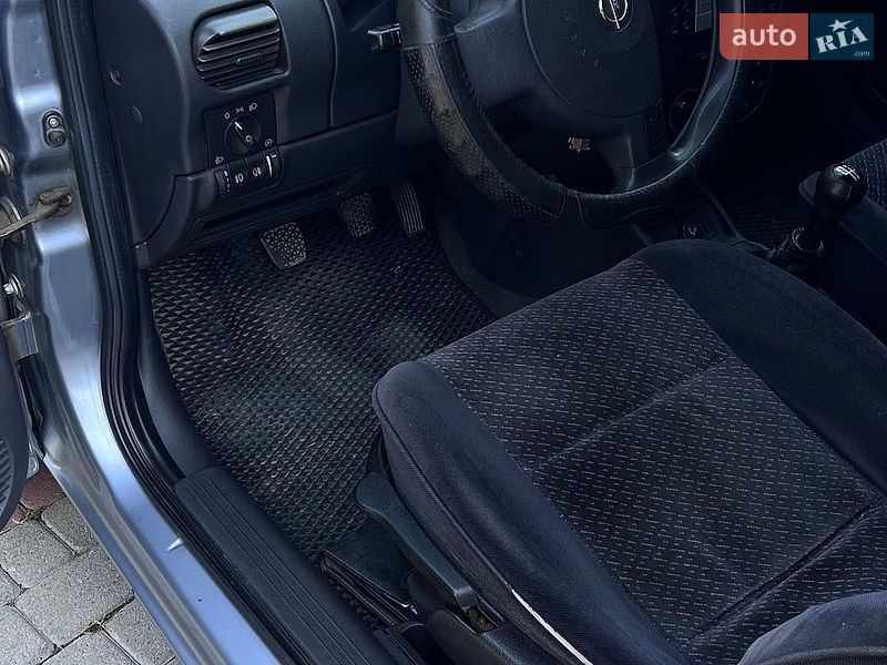 Минивэн Opel Combo 2007 в Ивано-Франковске
