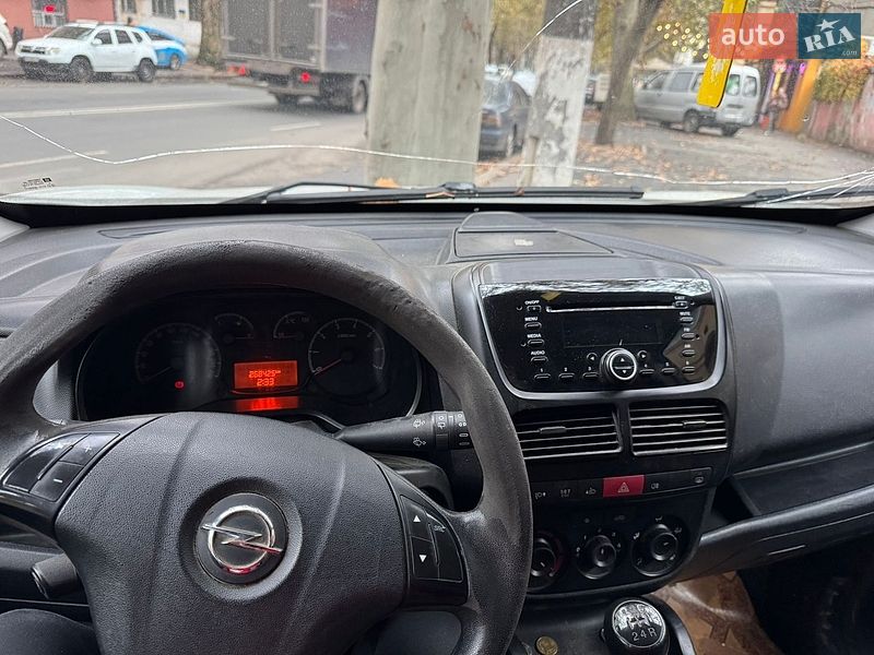 Грузовой фургон Opel Combo 2012 в Одессе