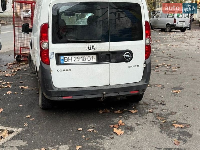 Грузовой фургон Opel Combo 2012 в Одессе