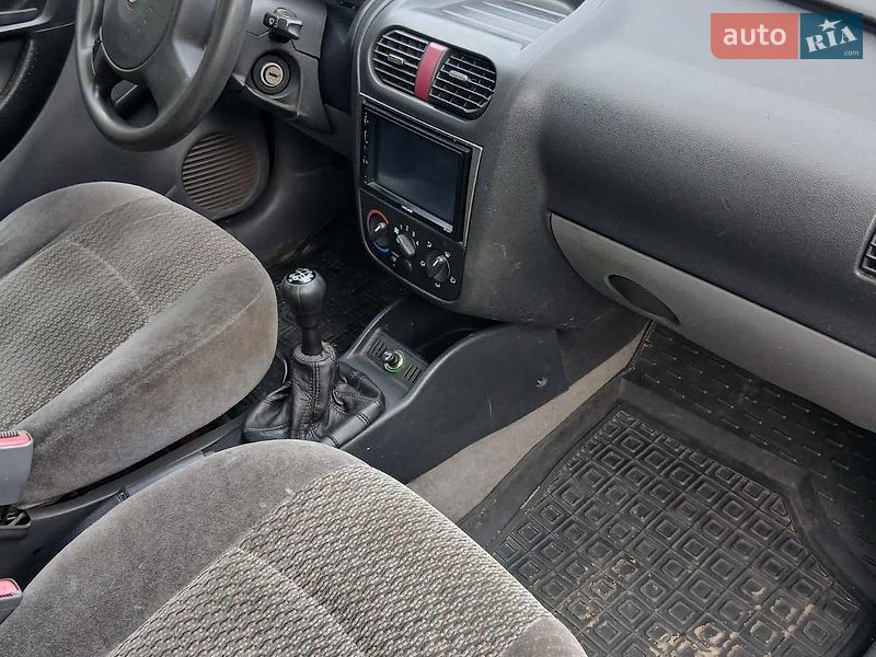 Минивэн Opel Combo 2002 в Сарнах