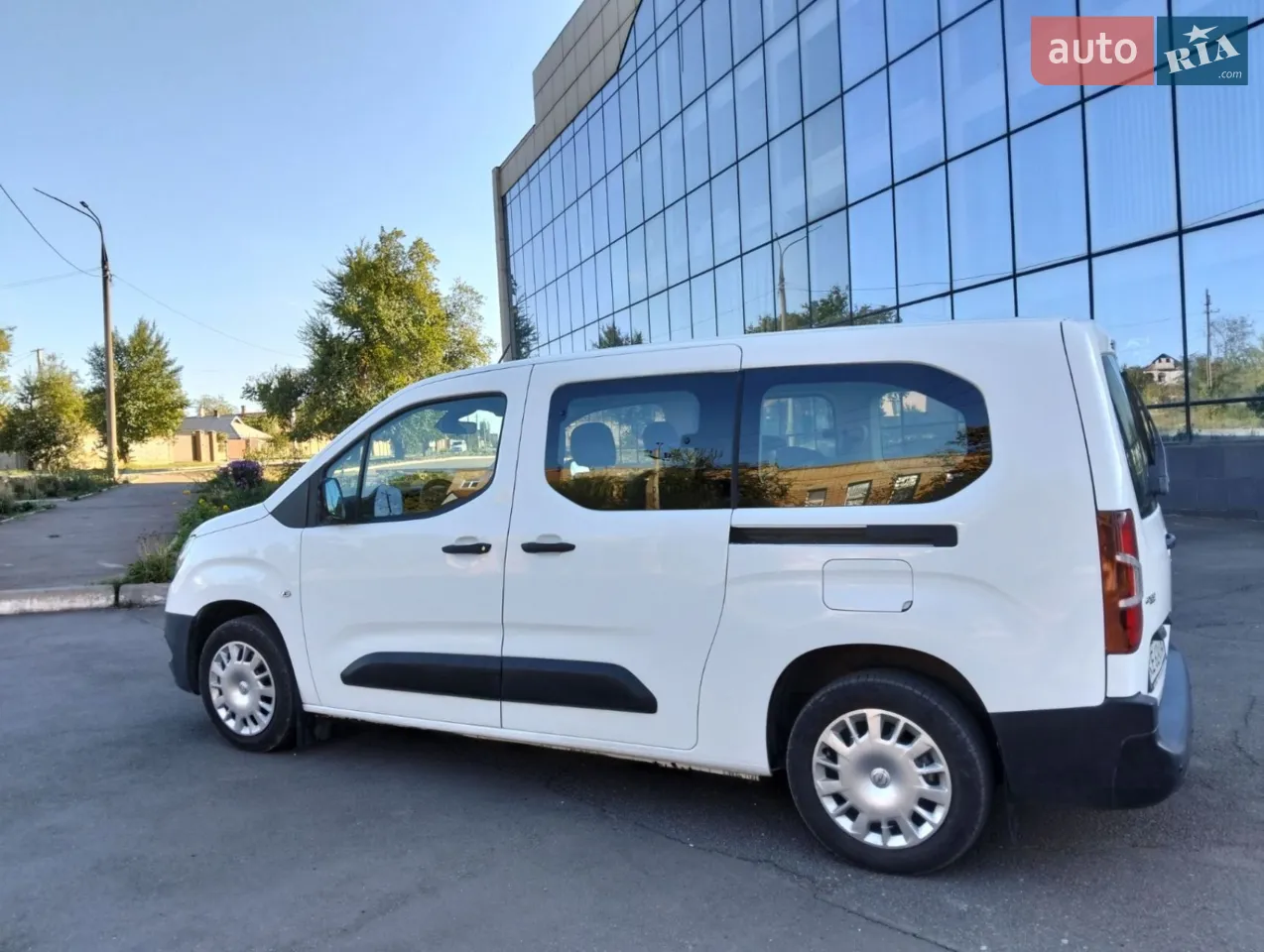2021 Opel Combo - мініатюра 19