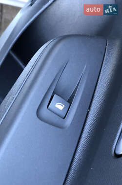 Хэтчбек Opel Corsa-e 2022 в 