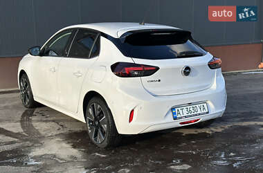 Хэтчбек Opel Corsa-e 2020 в 