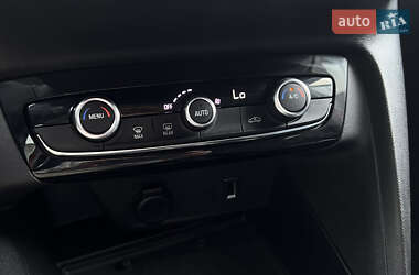 Хэтчбек Opel Corsa-e 2020 в 