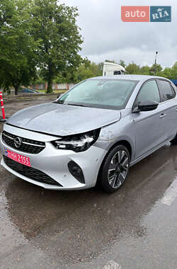 Хэтчбек Opel Corsa-e 2020 в 