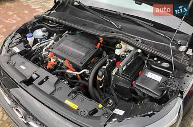Хэтчбек Opel Corsa-e 2022 в 