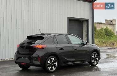 Хэтчбек Opel Corsa-e 2023 в 