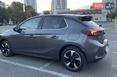 Хэтчбек Opel Corsa-e 2020 в 