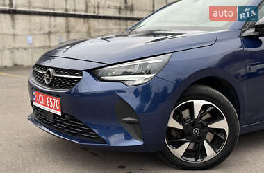 Хэтчбек Opel Corsa-e 2021 в 
