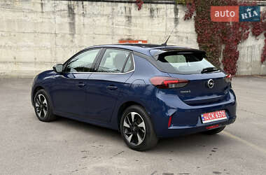 Хэтчбек Opel Corsa-e 2021 в 