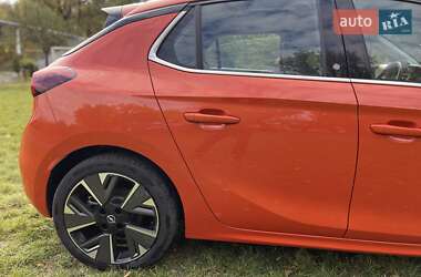 Хэтчбек Opel Corsa-e 2020 в 