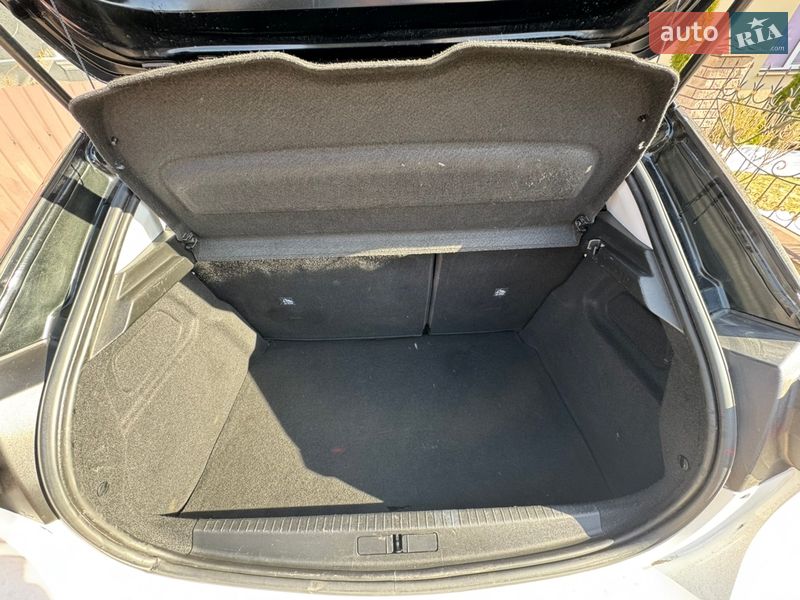 Хэтчбек Opel Corsa-e 2020 в Бережанах