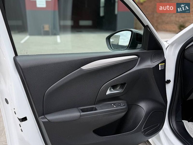 Хэтчбек Opel Corsa-e 2023 в Ровно
