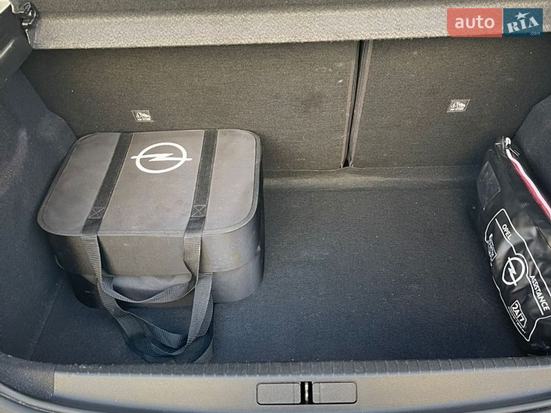 Хэтчбек Opel Corsa-e 2021 в Киеве