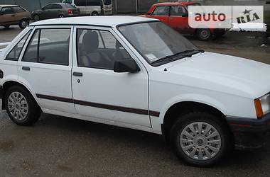 Седан Opel Corsa 1989 в Тернополе