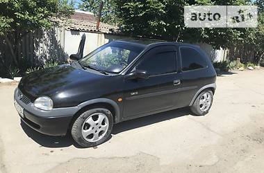 Хэтчбек Opel Corsa 1999 в Запорожье