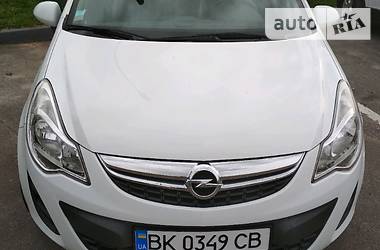 Хэтчбек Opel Corsa 2011 в Ровно