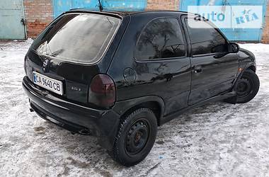 Хэтчбек Opel Corsa 2000 в Умани