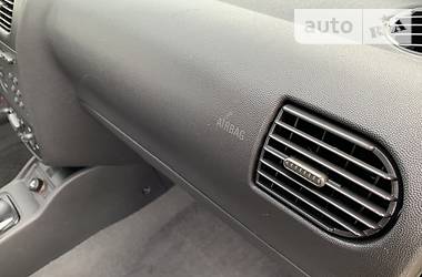 Хетчбек Opel Corsa 2004 в 